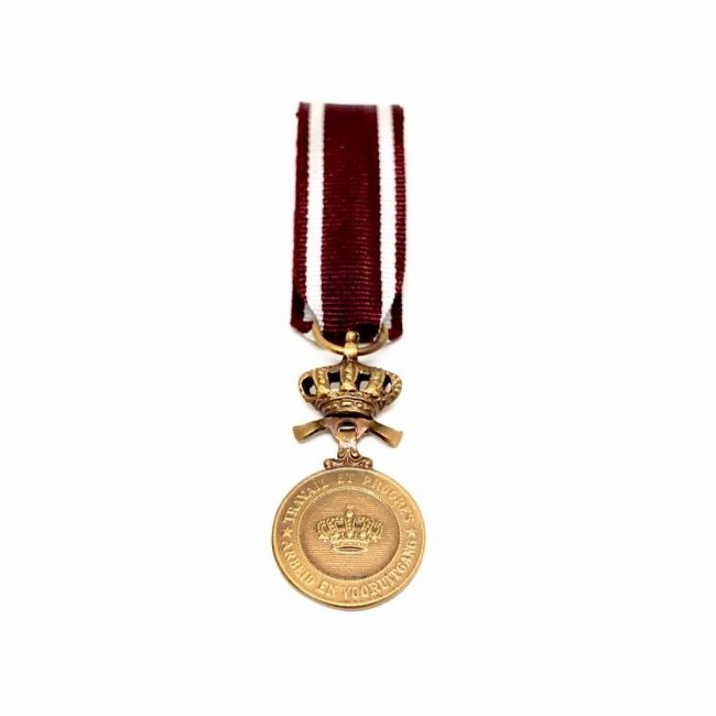 Médaille Bronze de l'Ordre de la Couronne - réduction