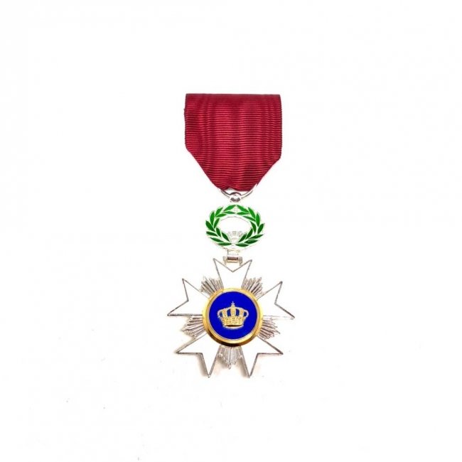 Chevalier de l'Ordre de la Couronne - modèle officiel