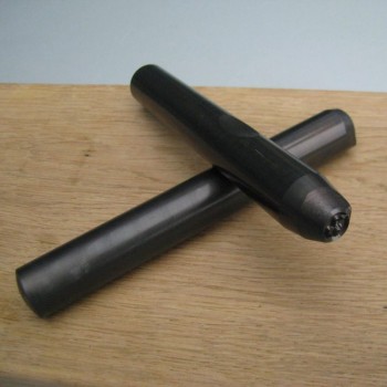 Slagstempel voor in leer