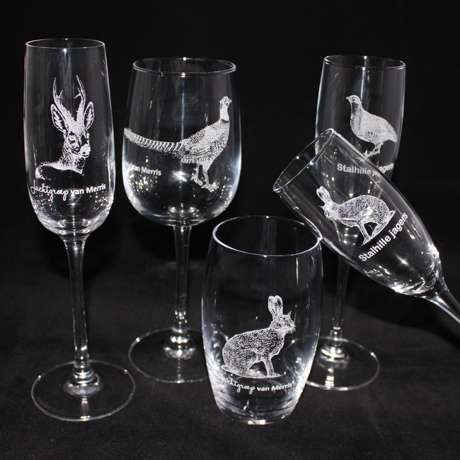 Verre gravé avec dessins 'chasse'