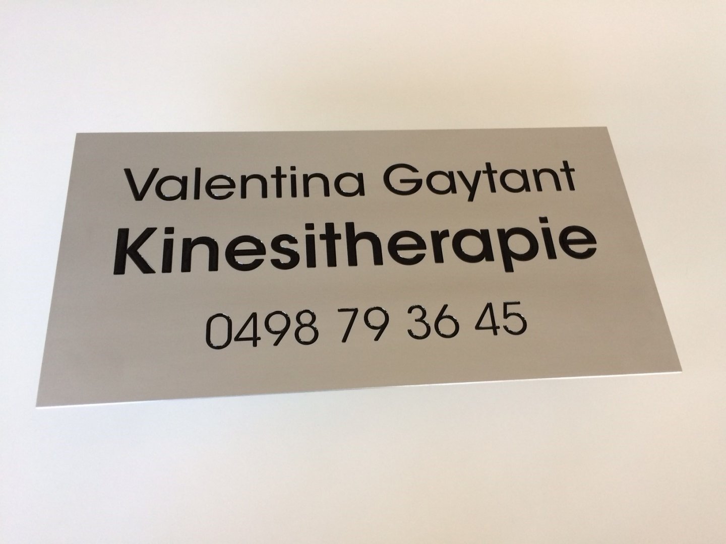 Plaques nominatives en aluminium, AVEC GRAVURE
