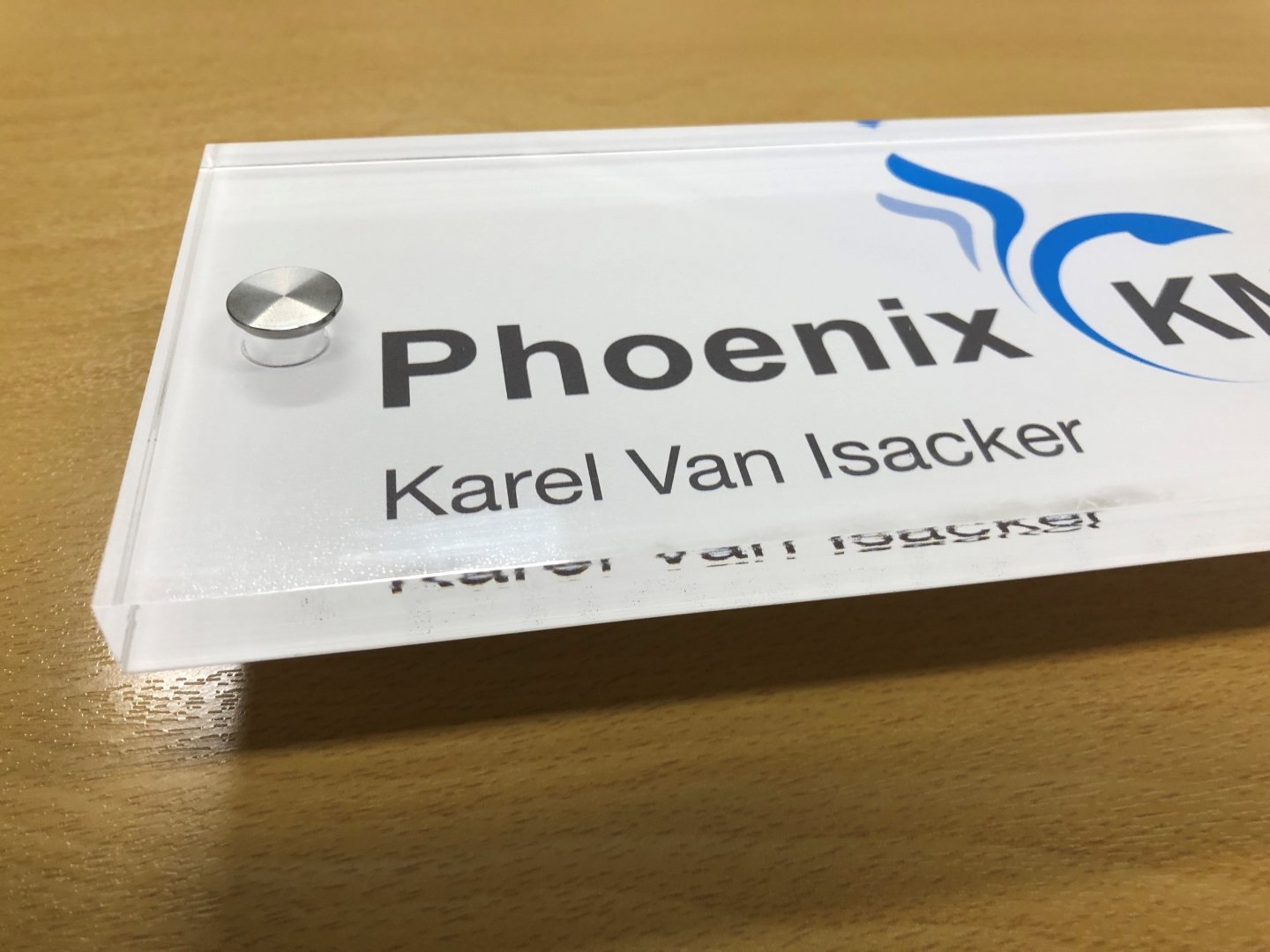 Naamplaat in plexi bedrukt