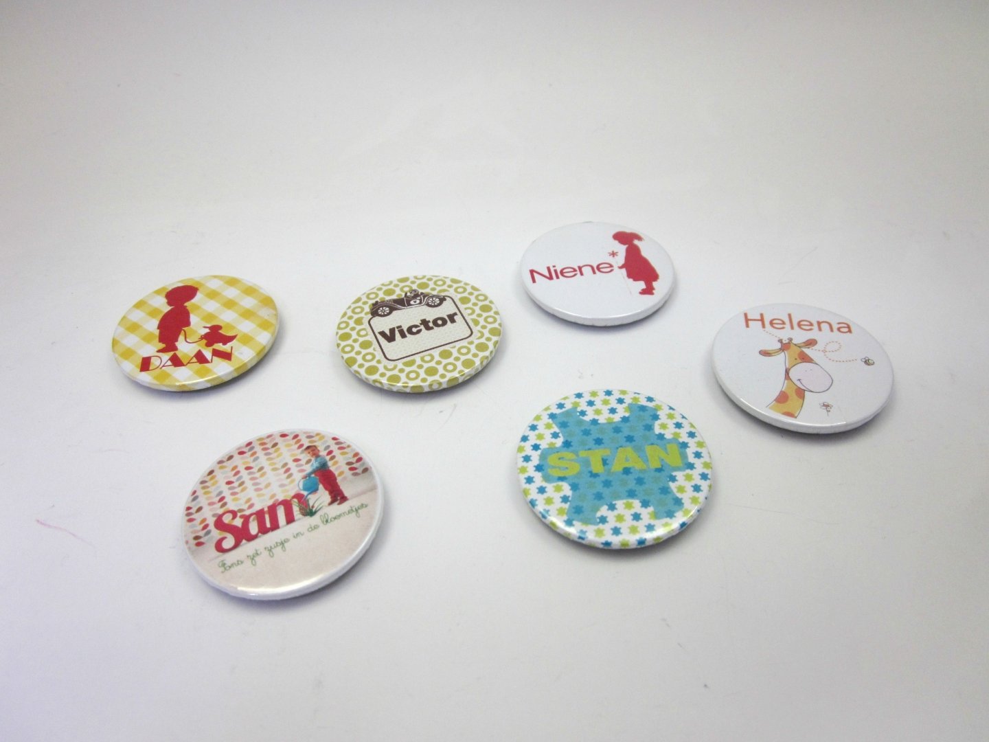 Badges / buttons avec épingle