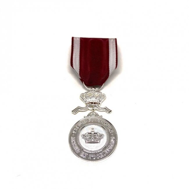 Zilveren Medaille in de Kroonorde - officieel model