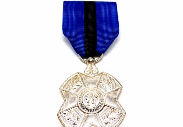 Zilveren Medaille Leopold 2 Orde