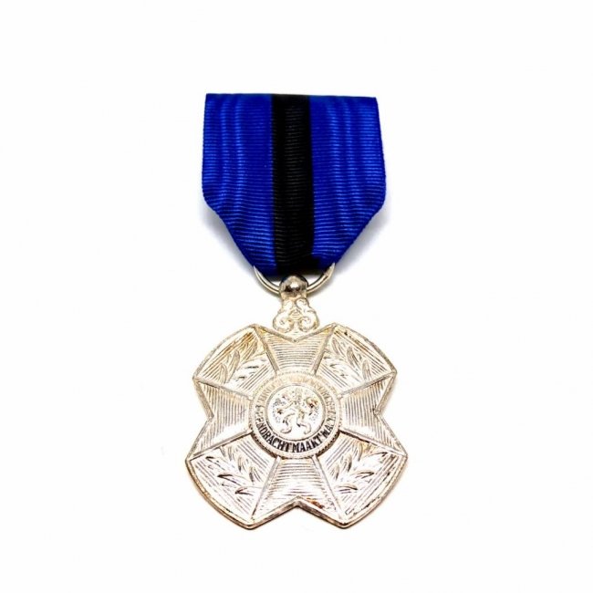 Zilveren Medaille in de Leopold II orde - officieel ereteken
